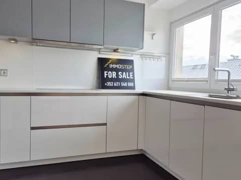 Two-bedroom apartment in Luxembourg-Hollerich